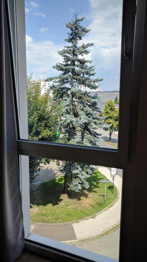 204 Paris 59m2 4-8 Pers Extr Bedroom *
